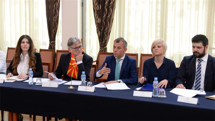 Slika slike/galerije//18062018_8047885461.jpg